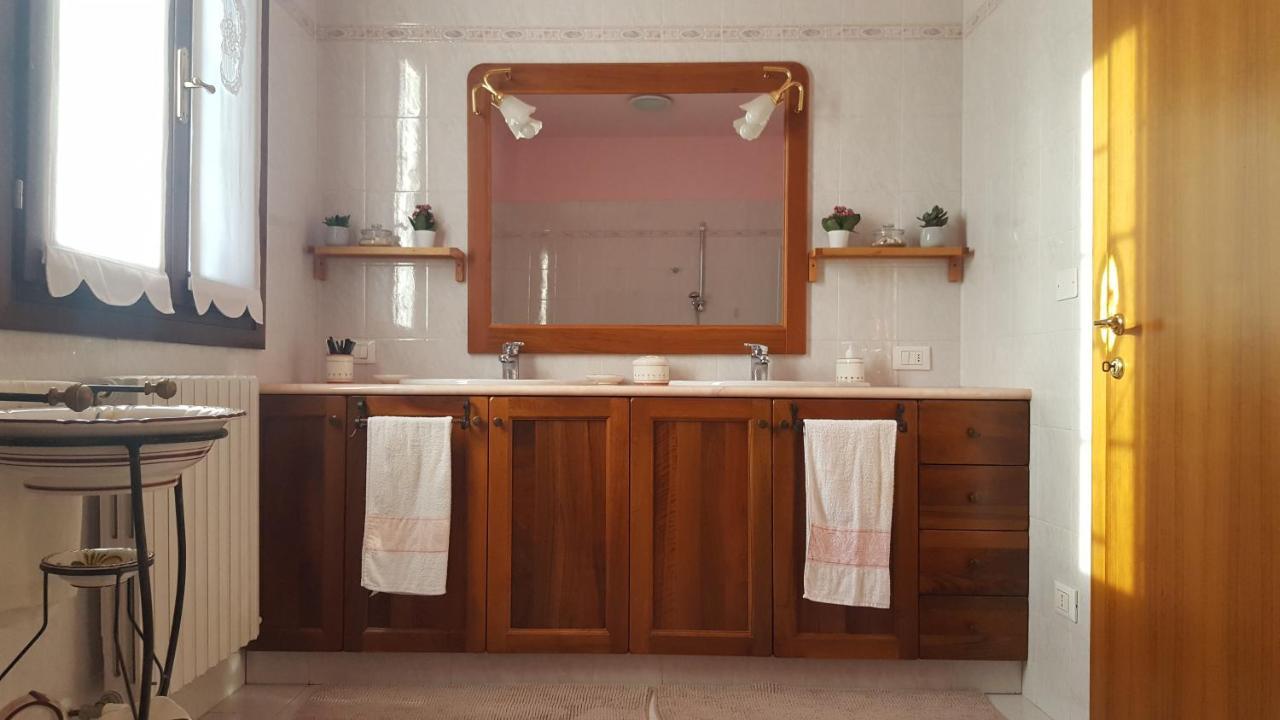 B&B I Girasoli Monte San Pietro Buitenkant foto